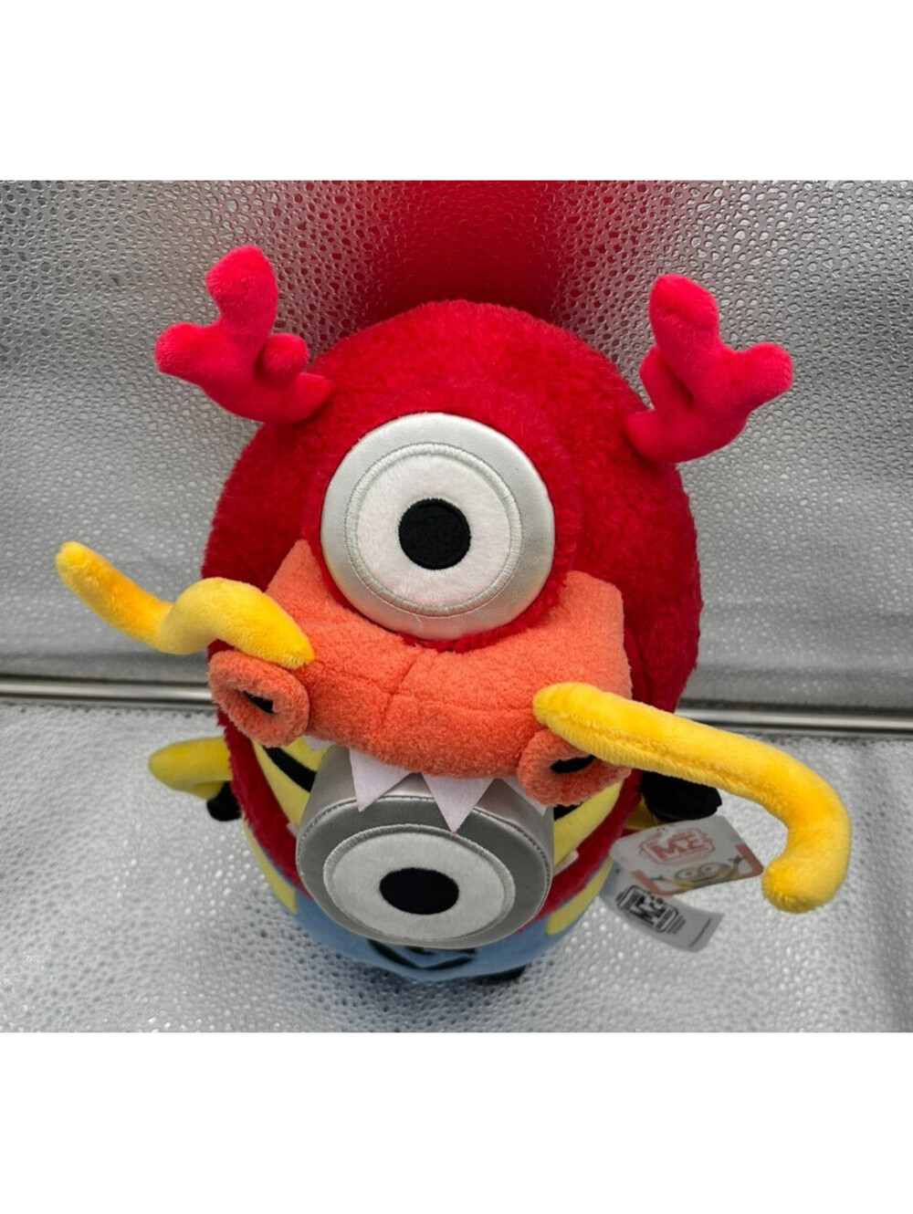 Universal Studios Minion Zodiac Dragon Plush Despicable Me 12.5" NWT - Picture 6 of 11